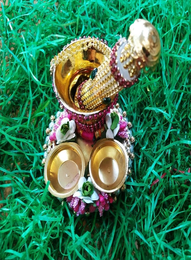 Sau Rang Laddu Gopal Decorated Plate for Holi with Balti Pichkari and 2 Empty Bowls for gulal in a Gift Box Holi Gift - Image 5